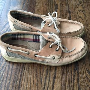 🌿2/$11 Item Canyon River Women’s Boat Shoe 9.5